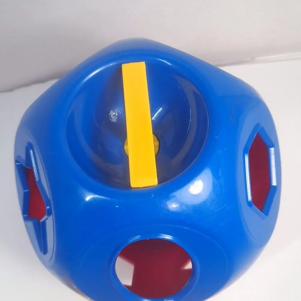 Tupperware Shape O Ball Puzzle Block Toy puzzle Pieces sorter Red Blue READ